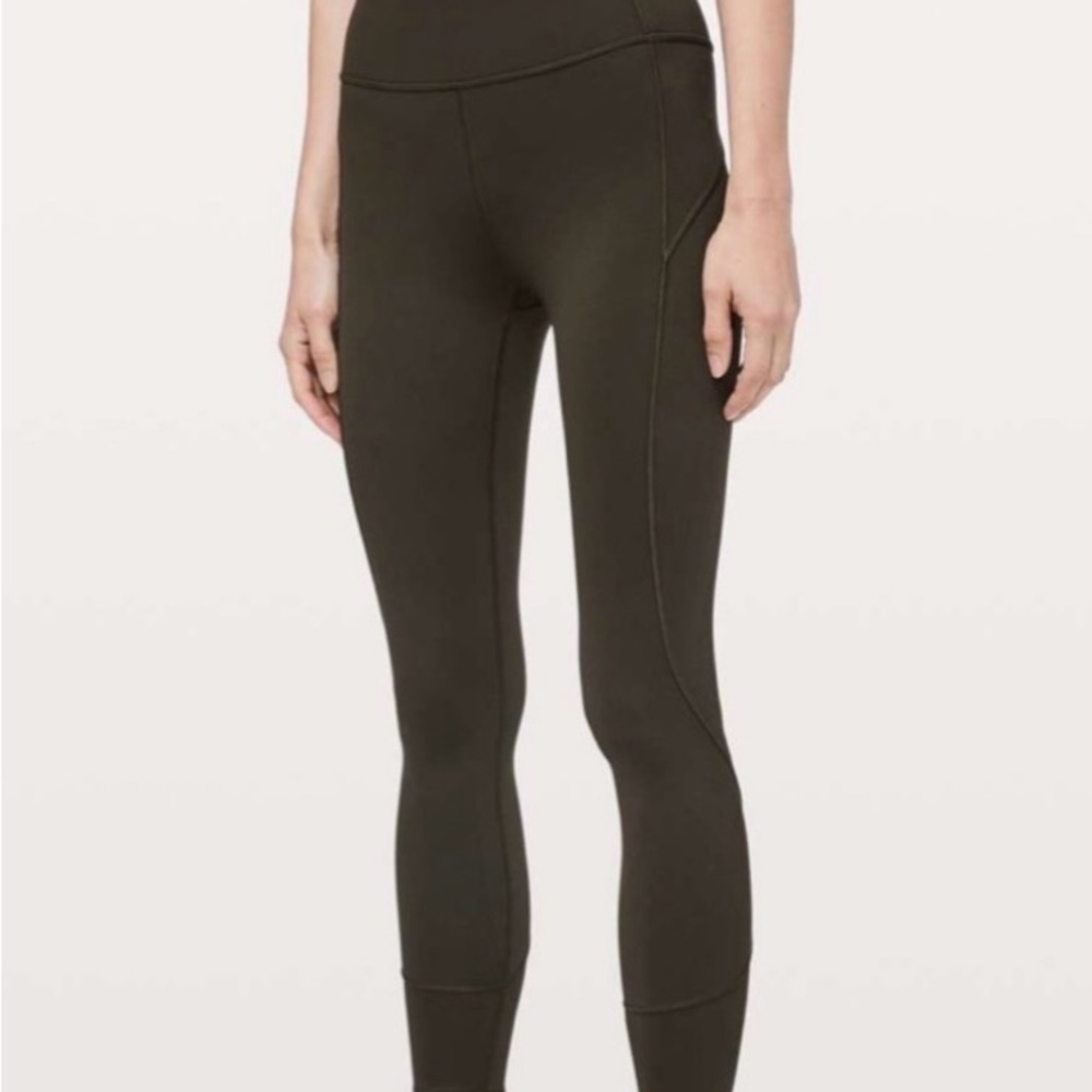 Lululemon Leggings In Movement 7/8 Tight
Everlux 25" Dark Olive size 6